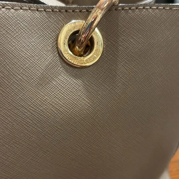 Michael Michael Kors Saffiano leather w/branded feet, chain leather strap. P 2